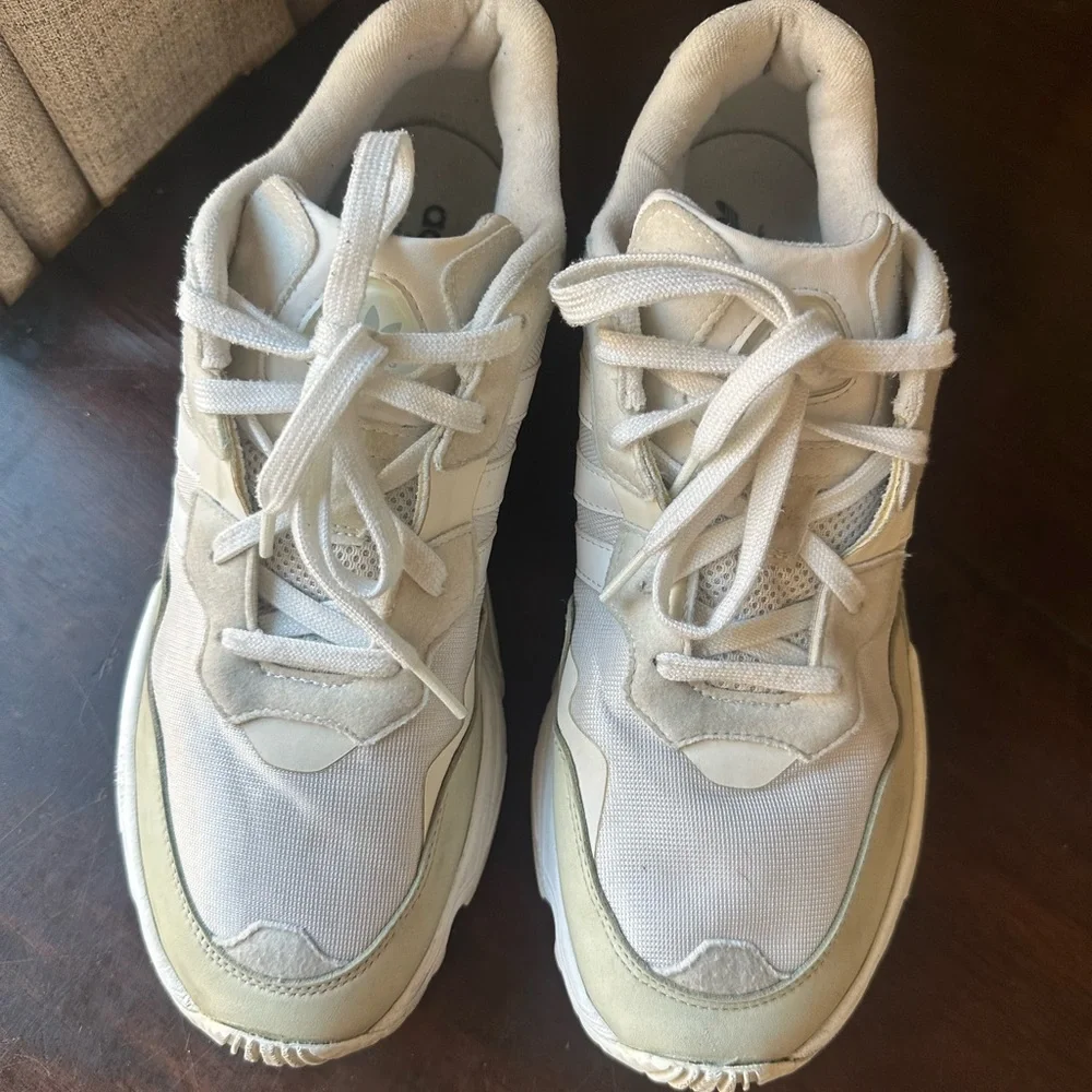 adidas Men's White and Beige Retro Runner Sneakers - Picture 2 of 16